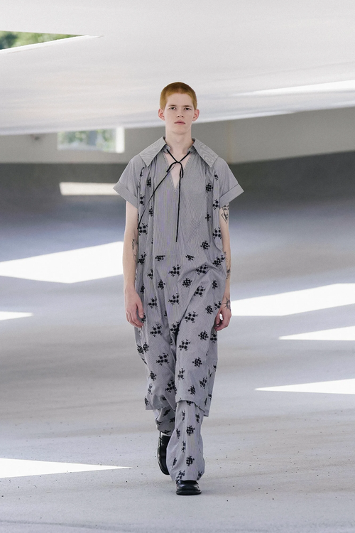 FLOWER BIG COLLAR DRESS